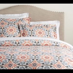 Pottery Barn King Veronica Duvet Set